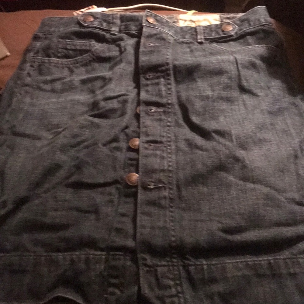 Bottom up skirt